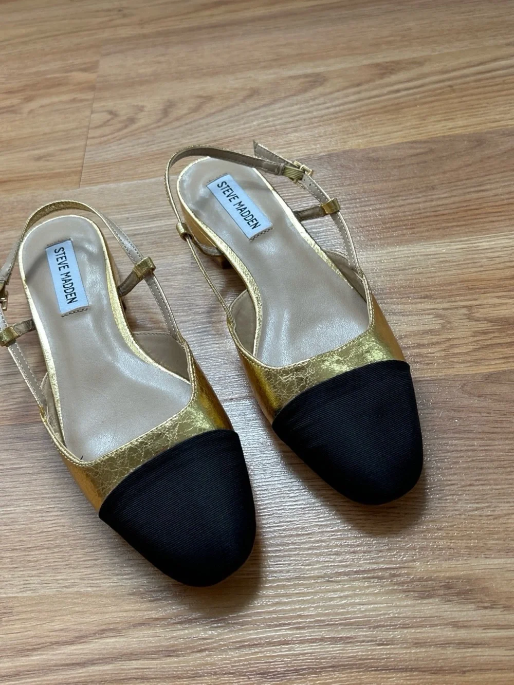 Steve Madden Gold and Black Two-Tone Slingback Flats